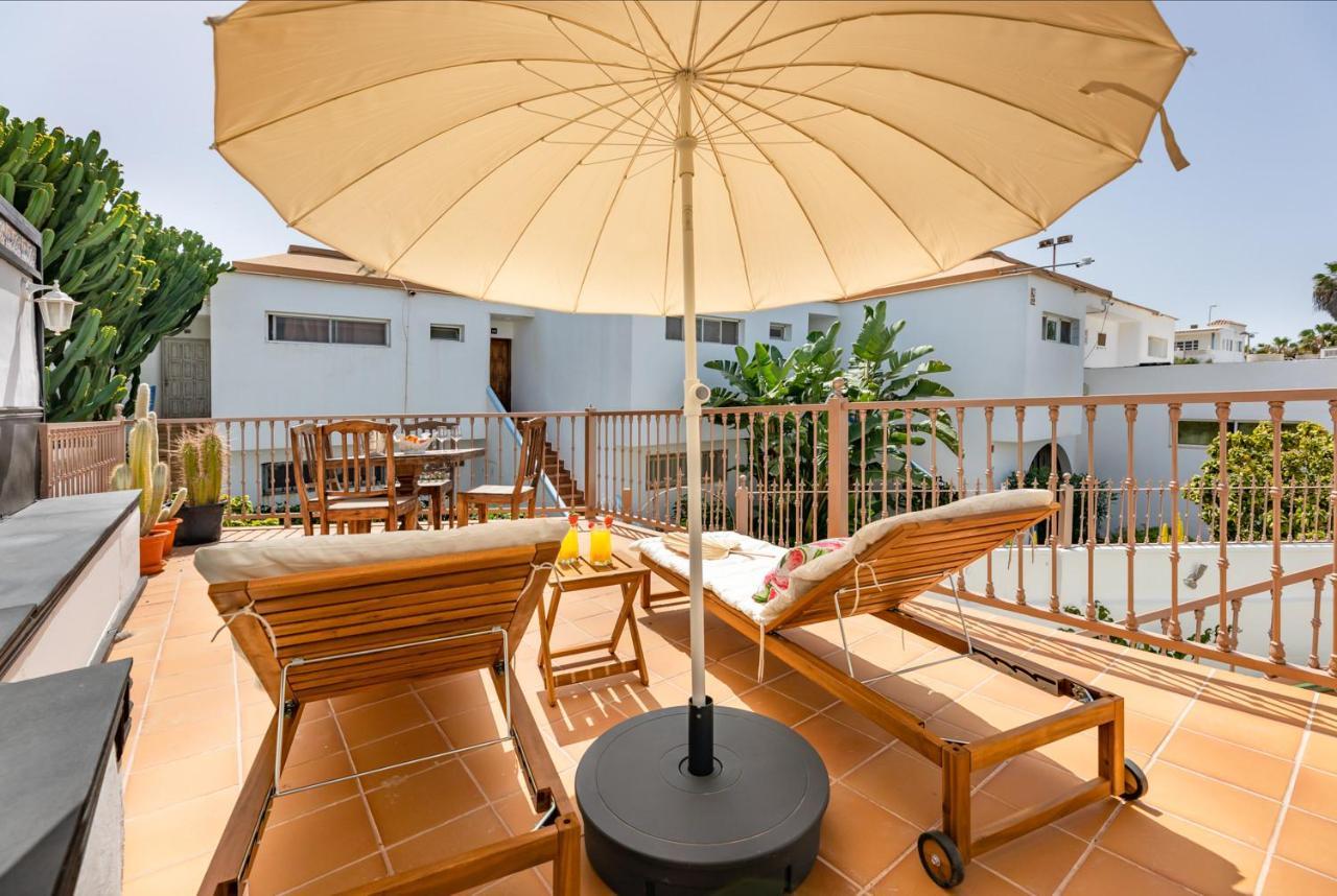 Villa Corralejo Bay Beachfront Corralejo By Holidays Home Bagian luar foto