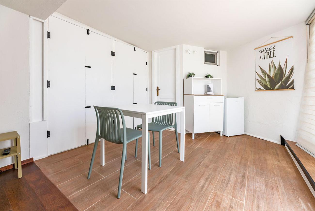 Villa Corralejo Bay Beachfront Corralejo By Holidays Home Bagian luar foto