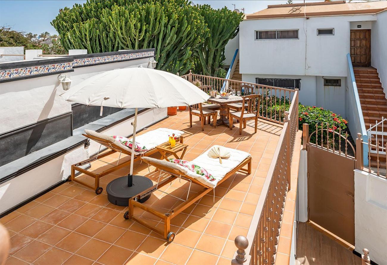 Villa Corralejo Bay Beachfront Corralejo By Holidays Home Bagian luar foto